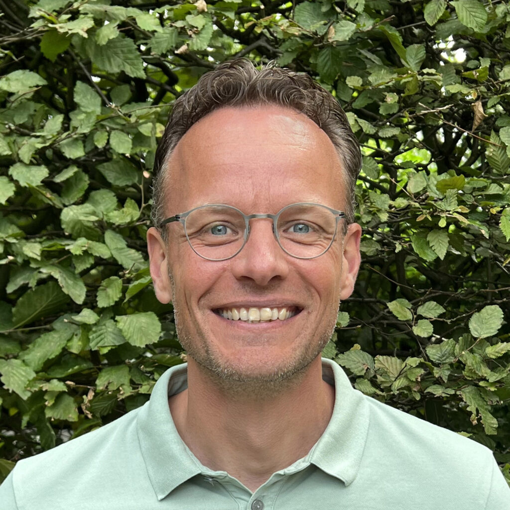 Nico van Niejenhuis, DGA